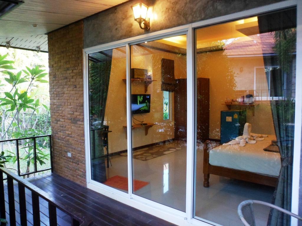 Pennapa Chalet Chalong Room photo