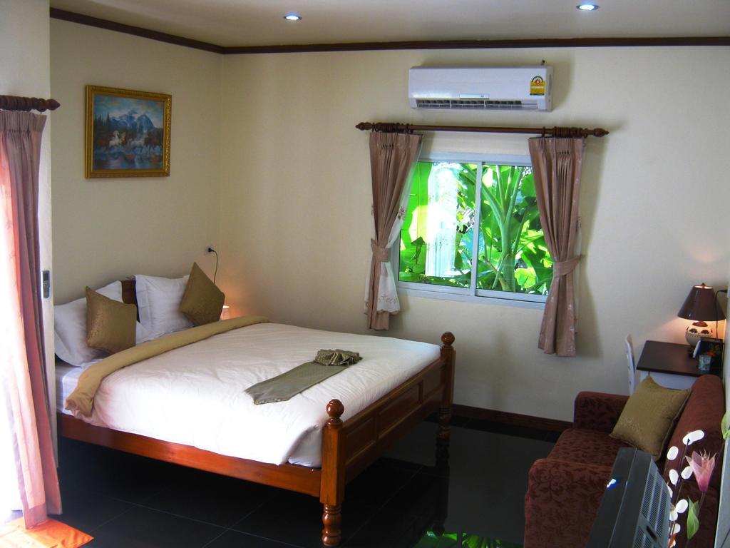 Pennapa Chalet Chalong Room photo